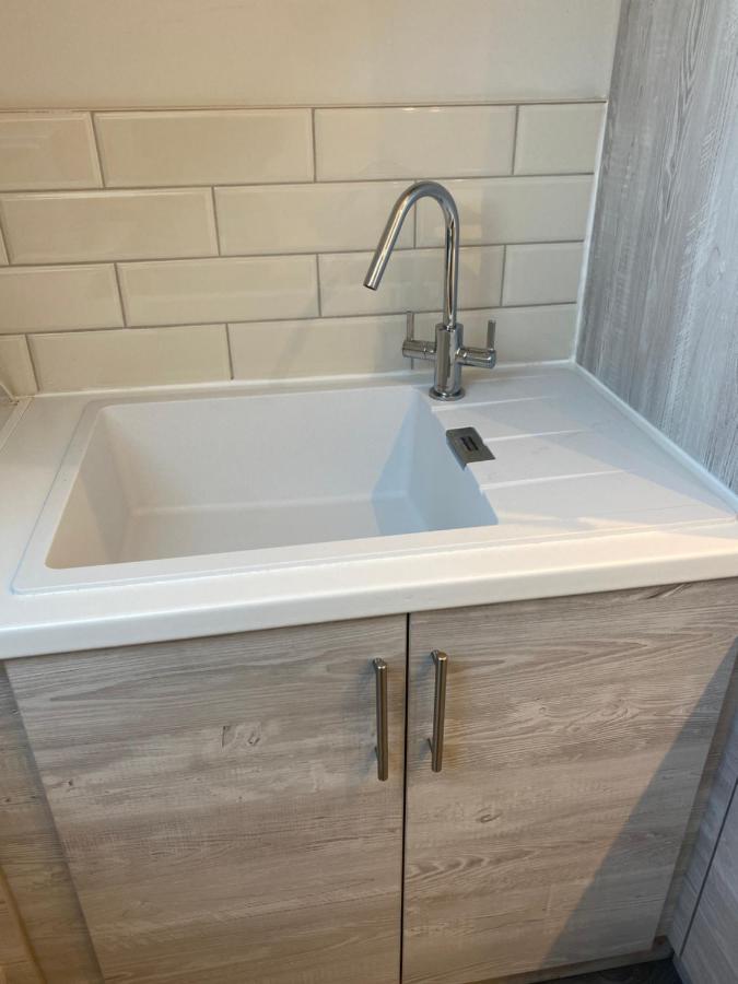 Quiet North London - 2 X Double Bedrooms - Close To Station And 20Mins Central London Totteridge Bagian luar foto