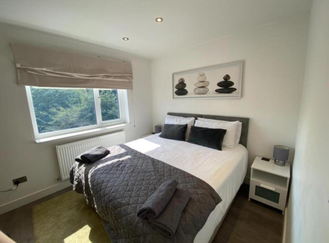 Quiet North London - 2 X Double Bedrooms - Close To Station And 20Mins Central London Totteridge Bagian luar foto